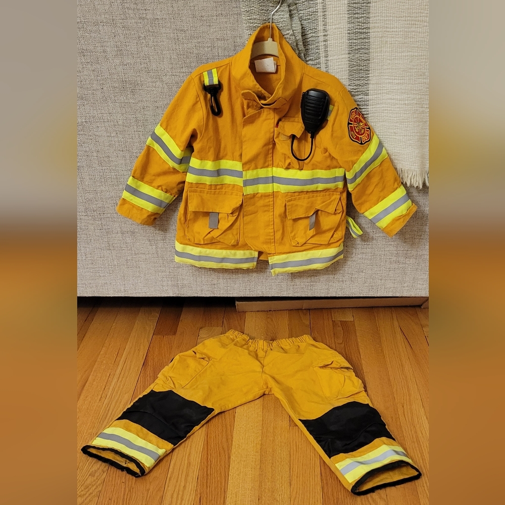 3T great quality Fireman costume